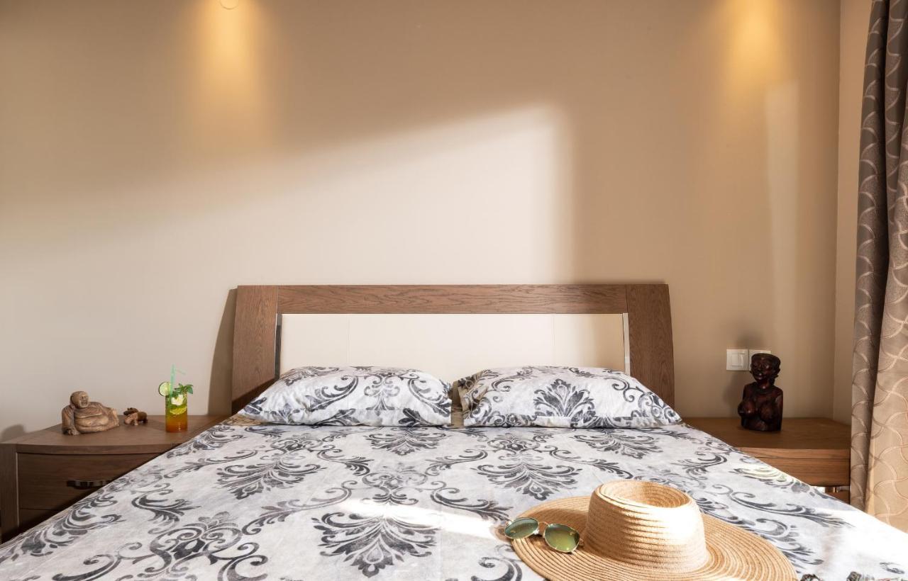 Sunset Studios - Suites With Seaview & Back Side Apartements Toroni Exterior foto